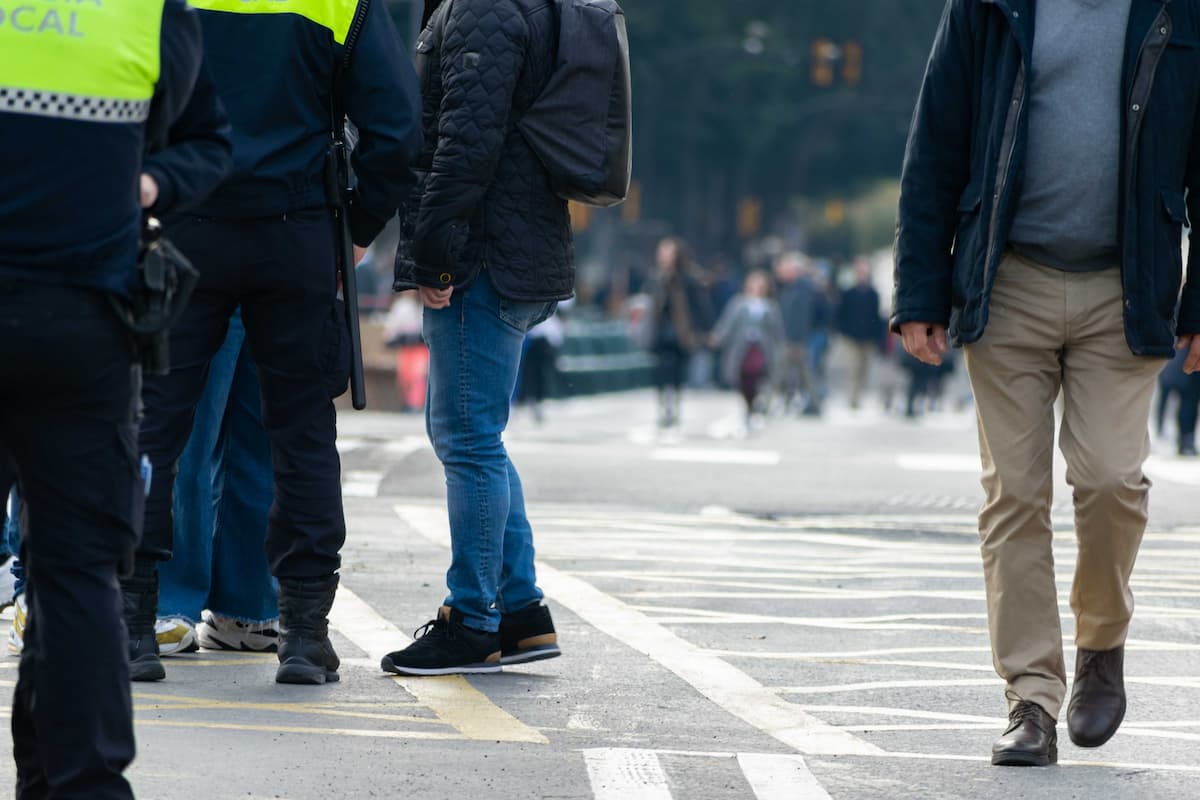 Caminar en Bogotá: El “transporte” más usado y el menos protegido